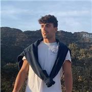 ¡Hola! Soy Javi, graduado en ingeniería y alumno del máster de producción 3D. Habiendo sido estudiante del bachiller tecnológico con un gran expediente, siento que tengo la capacidad de enseñar desde un punto cercano y centrarme en las carencias que el co
